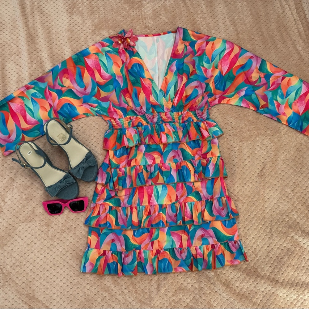 Colorful Ruffled Dress with Long Sleeves
